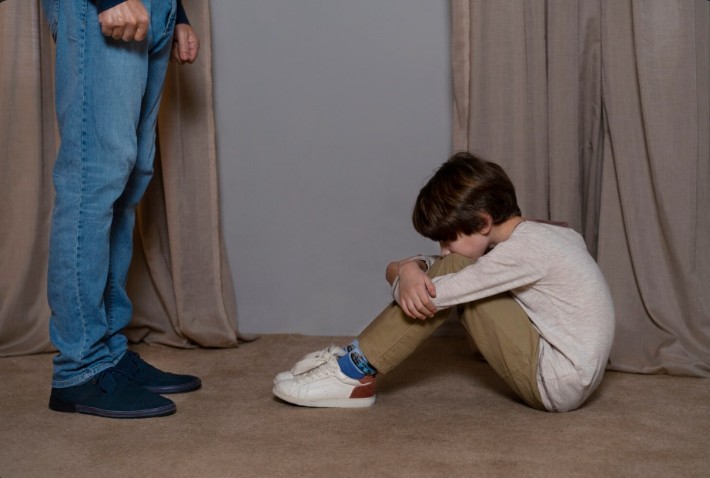 Child Abuse Defense Strategies for Suspicious Fracture Cases in the USA